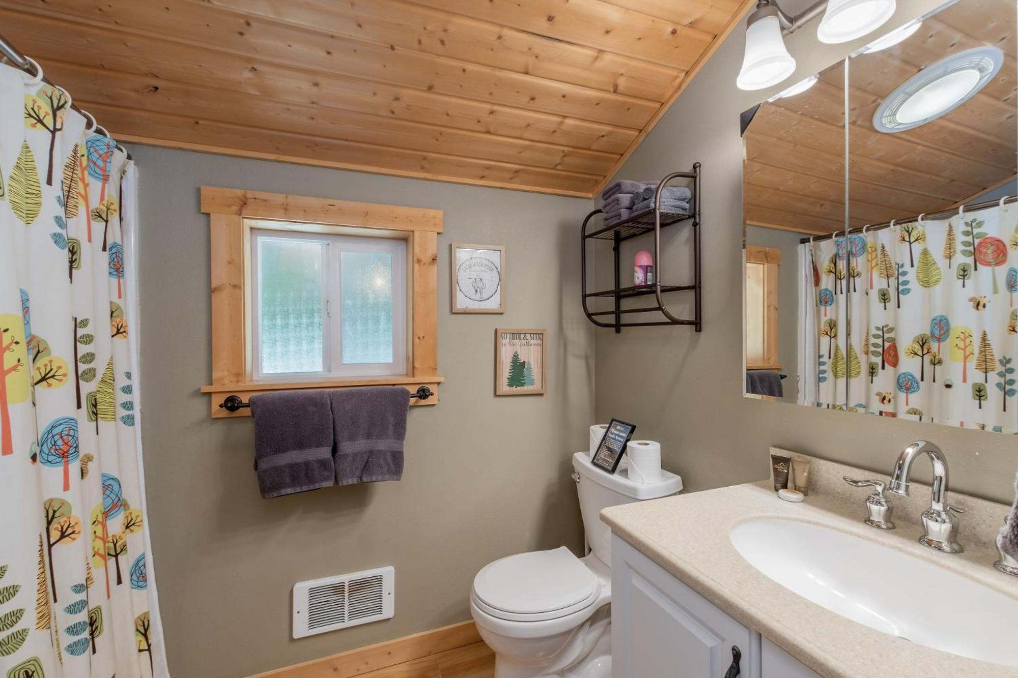 Lil Bigfoot Chalet By Nw Comfy Cabins ليفينورث المظهر الخارجي الصورة
